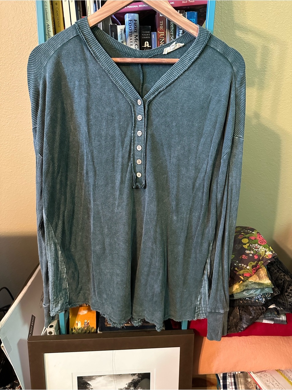 easel Long Sleeve Henley in Dusty Teal